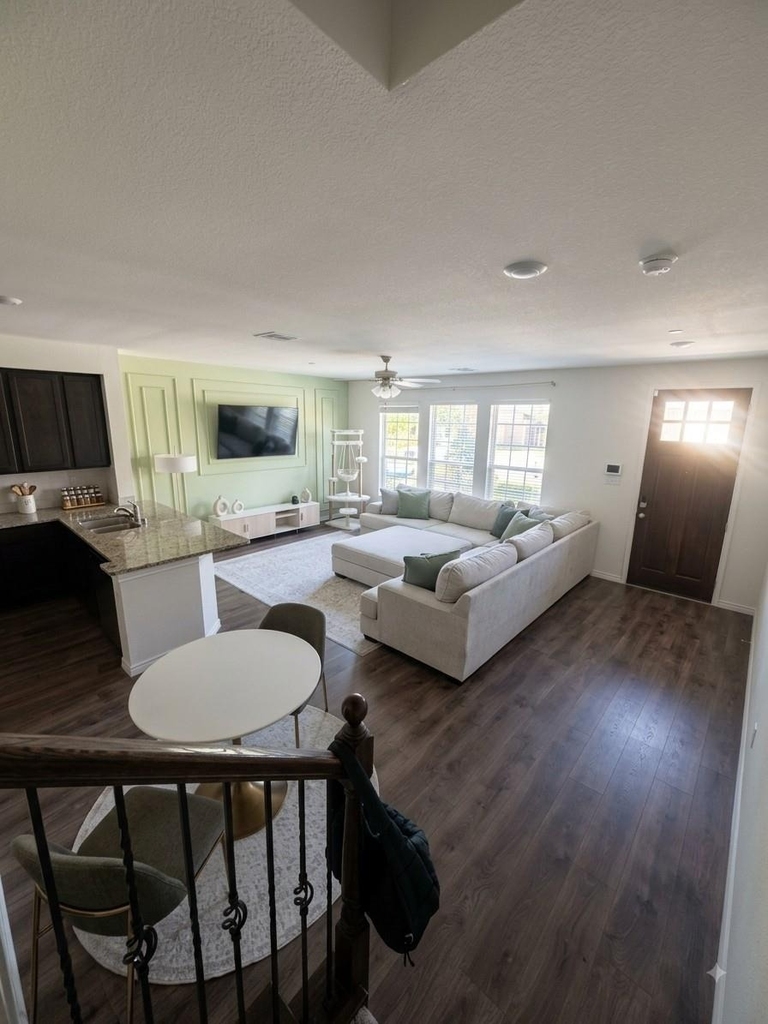 2450 Siskiyou Street - Photo 6