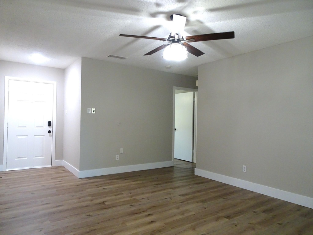 3110 Sandra Lane - Photo 4