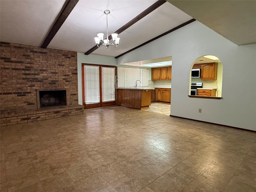 2114 Burrows Trail - Photo 4