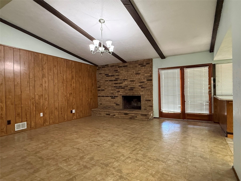 2114 Burrows Trail - Photo 5