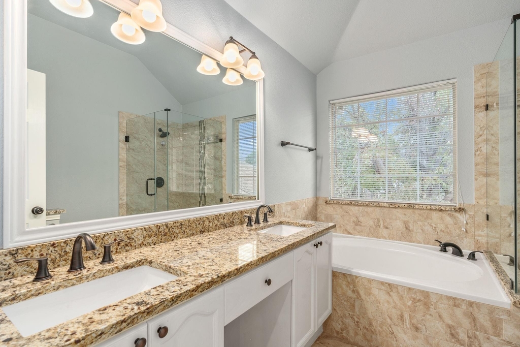 1704 Sandera Court - Photo 16