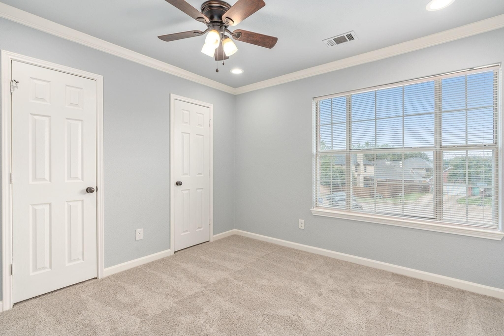1704 Sandera Court - Photo 20