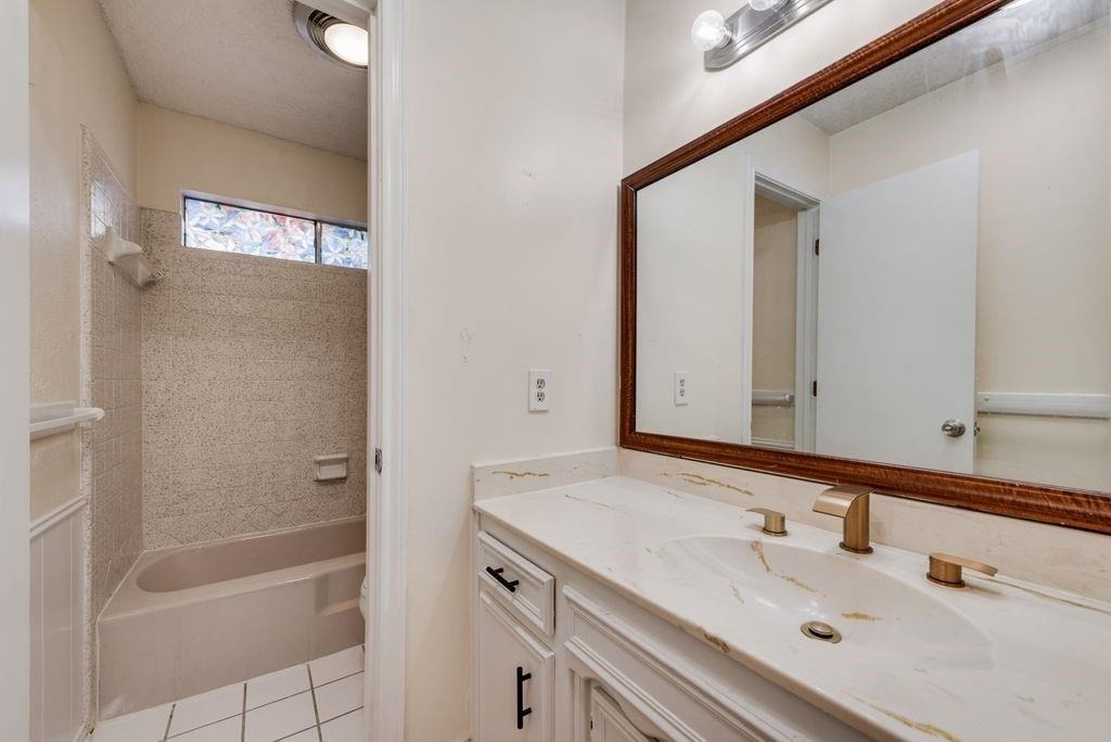 2119 Wilson Drive - Photo 11