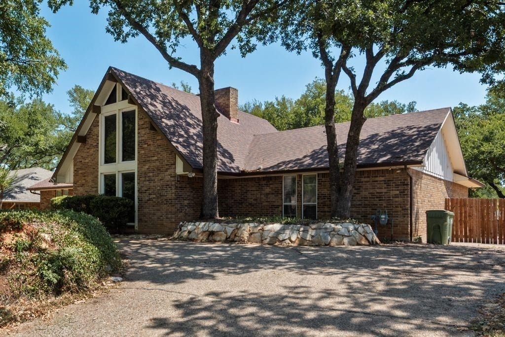 2119 Wilson Drive - Photo 1