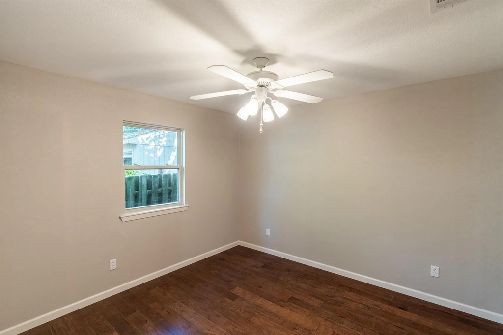 3105 Mitchell Street - Photo 13