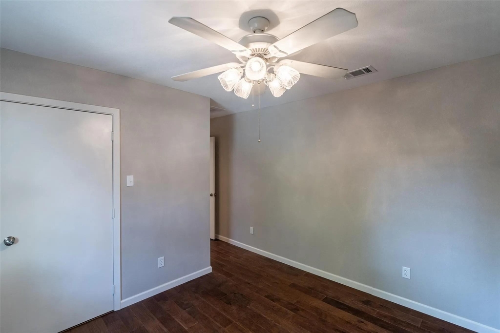 3105 Mitchell Street - Photo 11