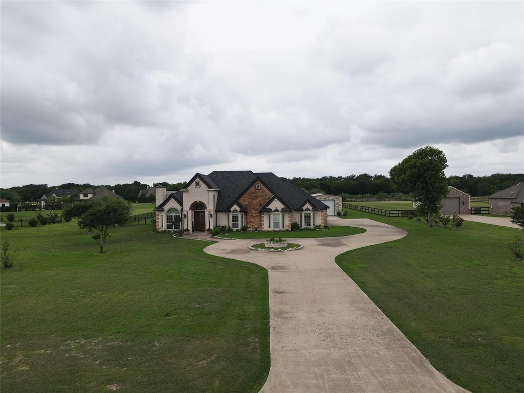 624 Horseshoe Bend - Photo 1
