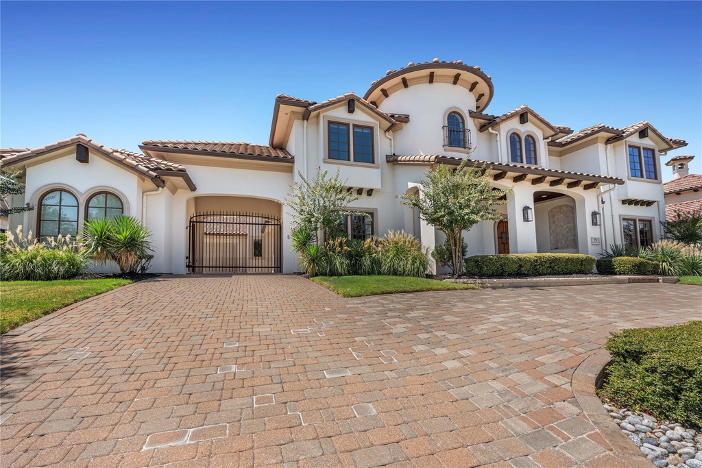 3759 Broadmoor Way - Photo 2