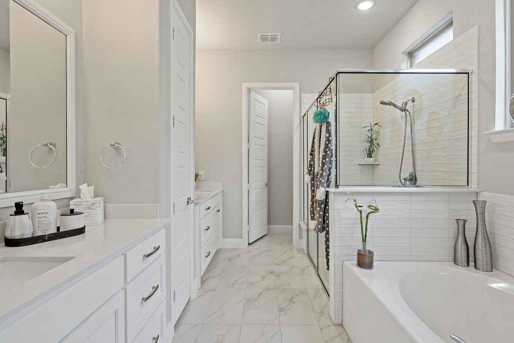 4872 Connor Place - Photo 7