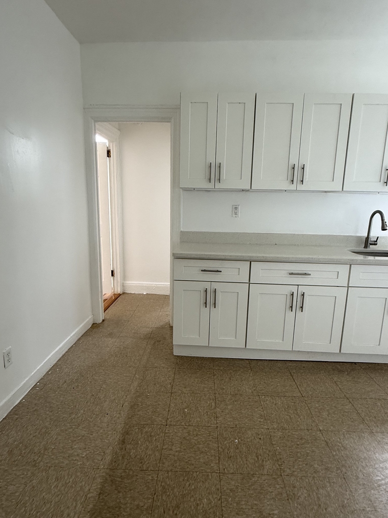 2080 West Street - Photo 3
