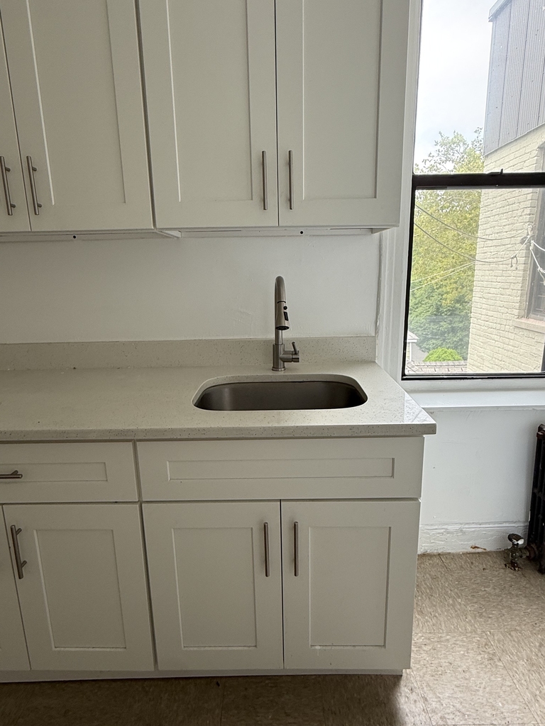 2080 West Street - Photo 1