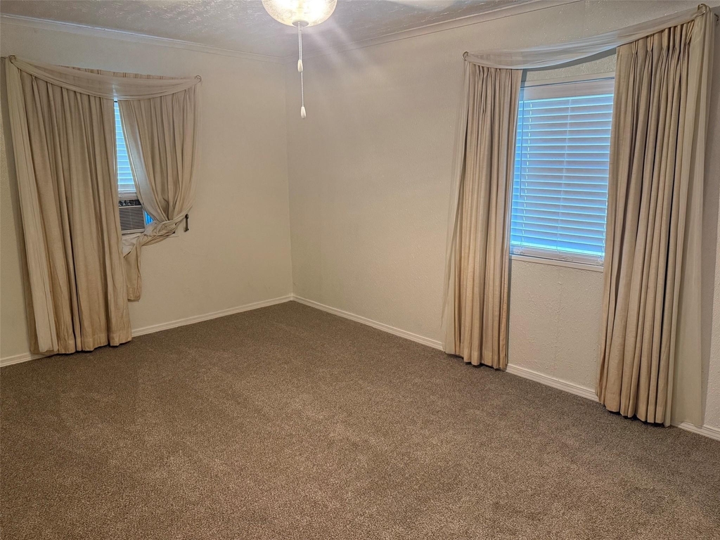 643 E South Street - Photo 19