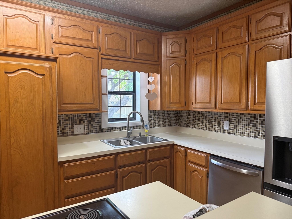 643 E South Street - Photo 11