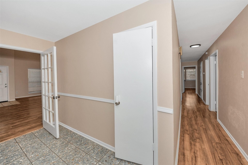 5513 Scott Drive - Photo 24