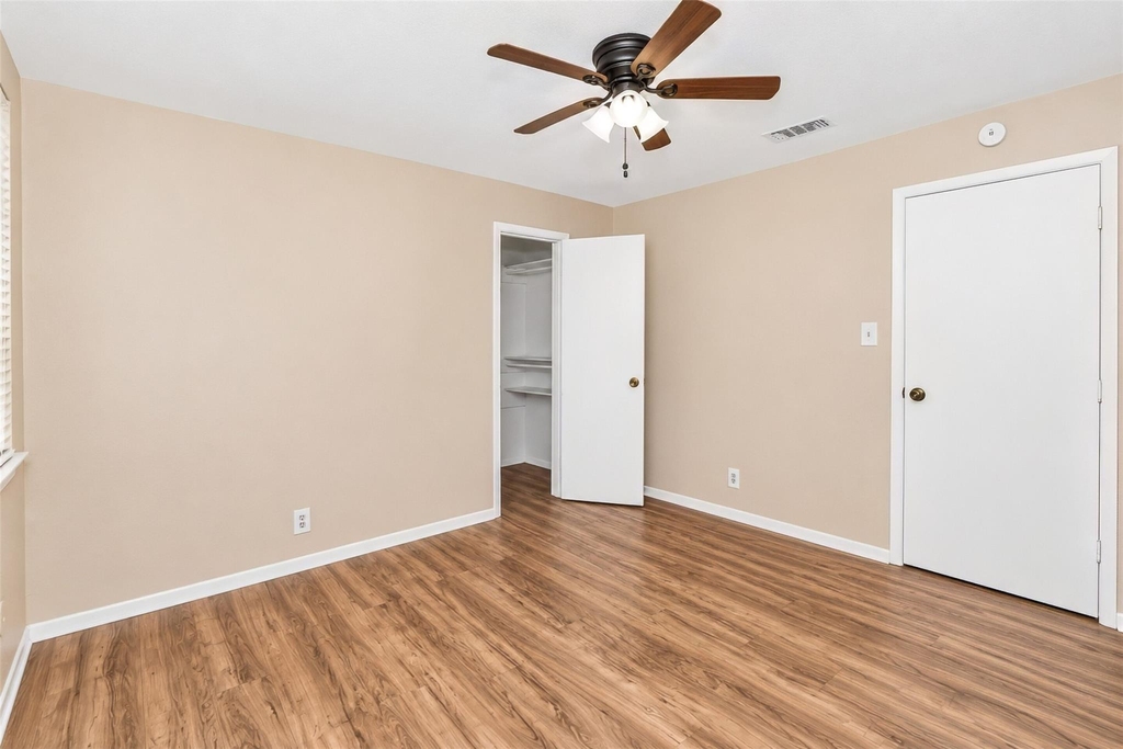 5513 Scott Drive - Photo 13