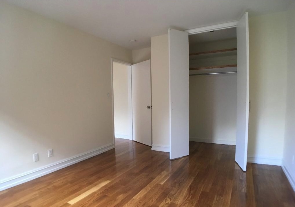 E 87 St / York Avenue - Photo 3