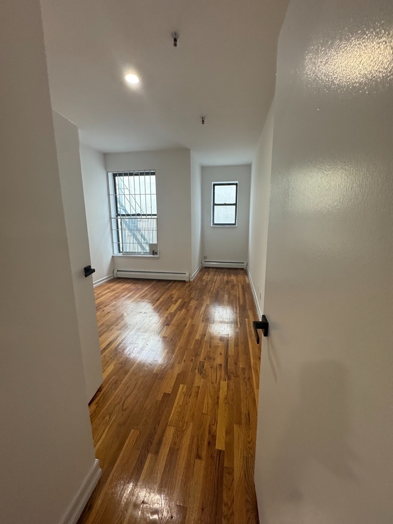 2200 Frederick Douglass Boulevard - Photo 4