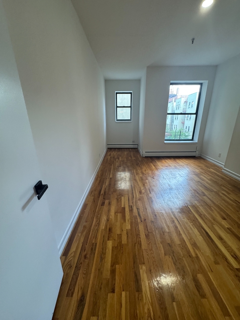 2200 Frederick Douglass Boulevard - Photo 10