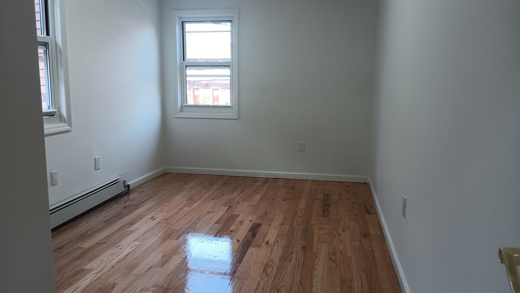 east 21st - Photo 9