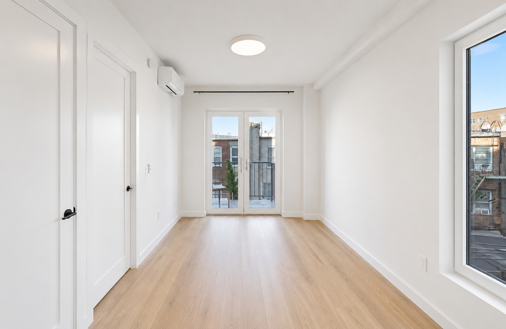1615 Cedar Street - Photo 0