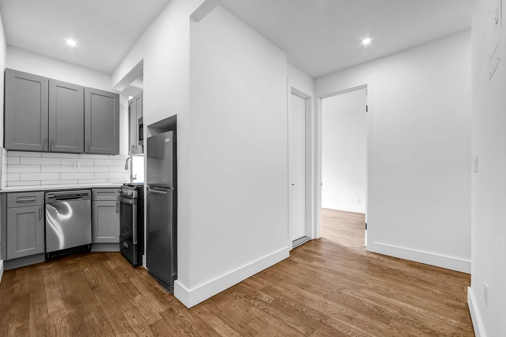 45 Tiemann Place - Photo 2