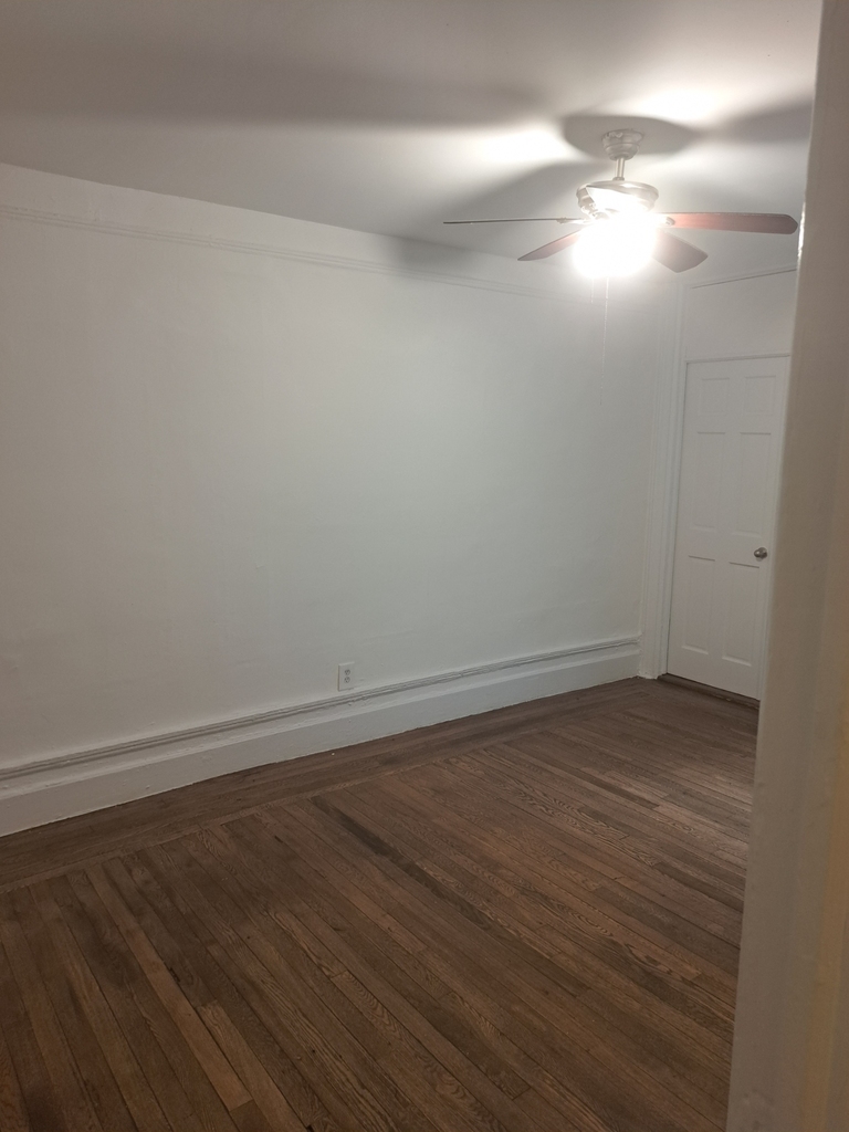 3139 Broadway - Photo 5