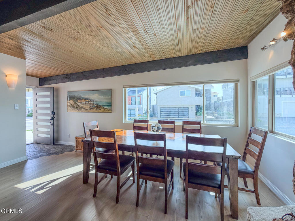 1327 Devon Lane - Photo 3