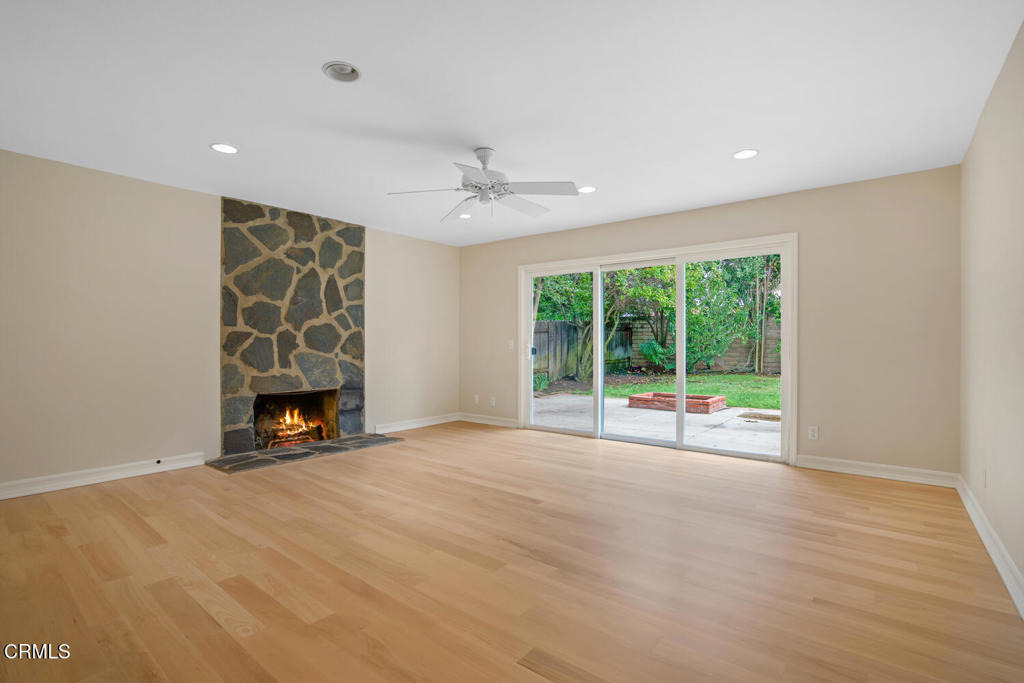 1672 Wellington Place - Photo 15