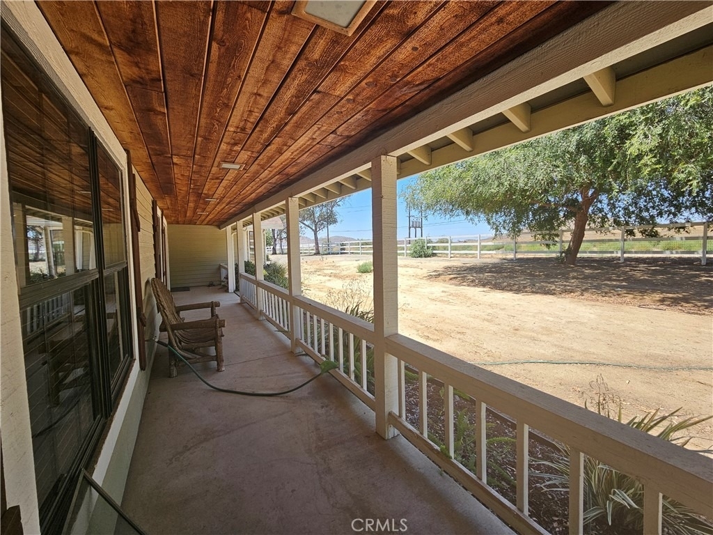 22530 Rolling Meadows - Photo 23