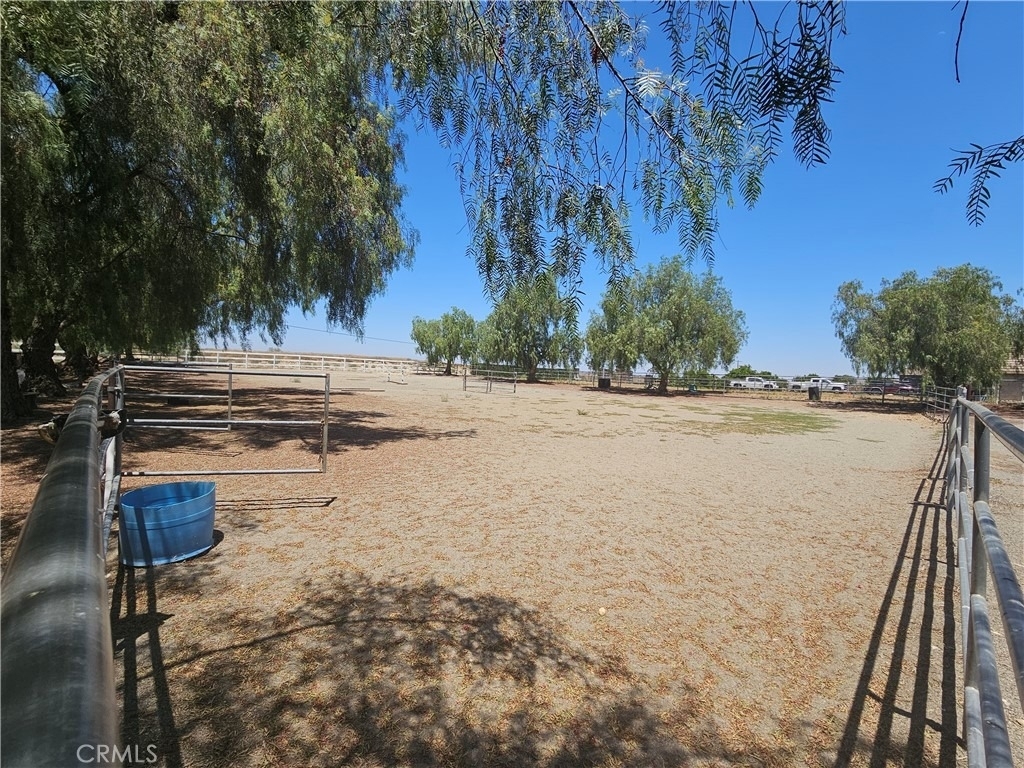 22530 Rolling Meadows - Photo 16