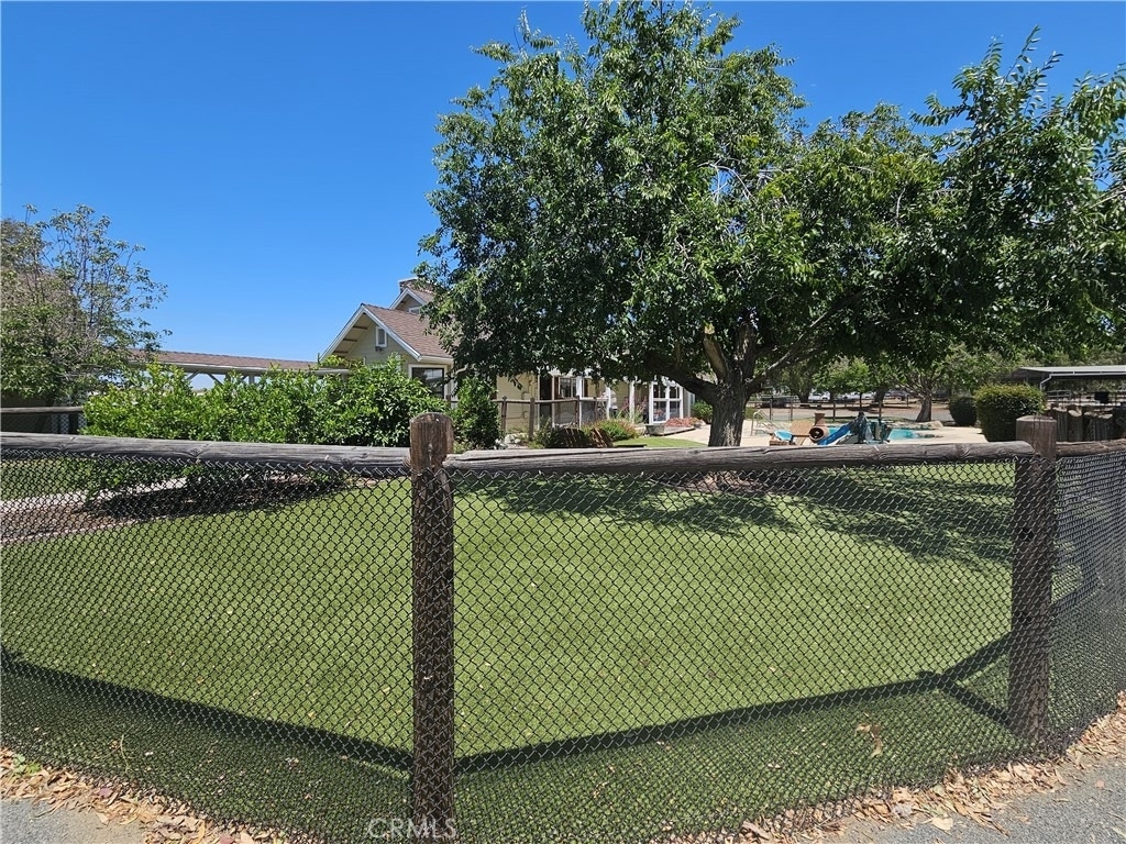 22530 Rolling Meadows - Photo 3