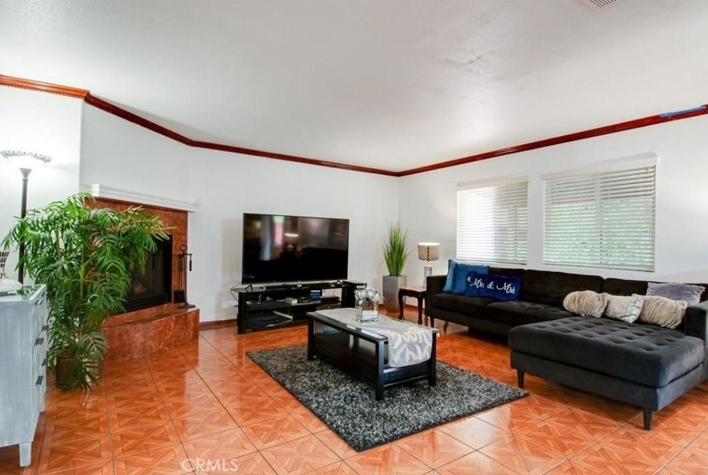 38305 Encanto - Photo 1