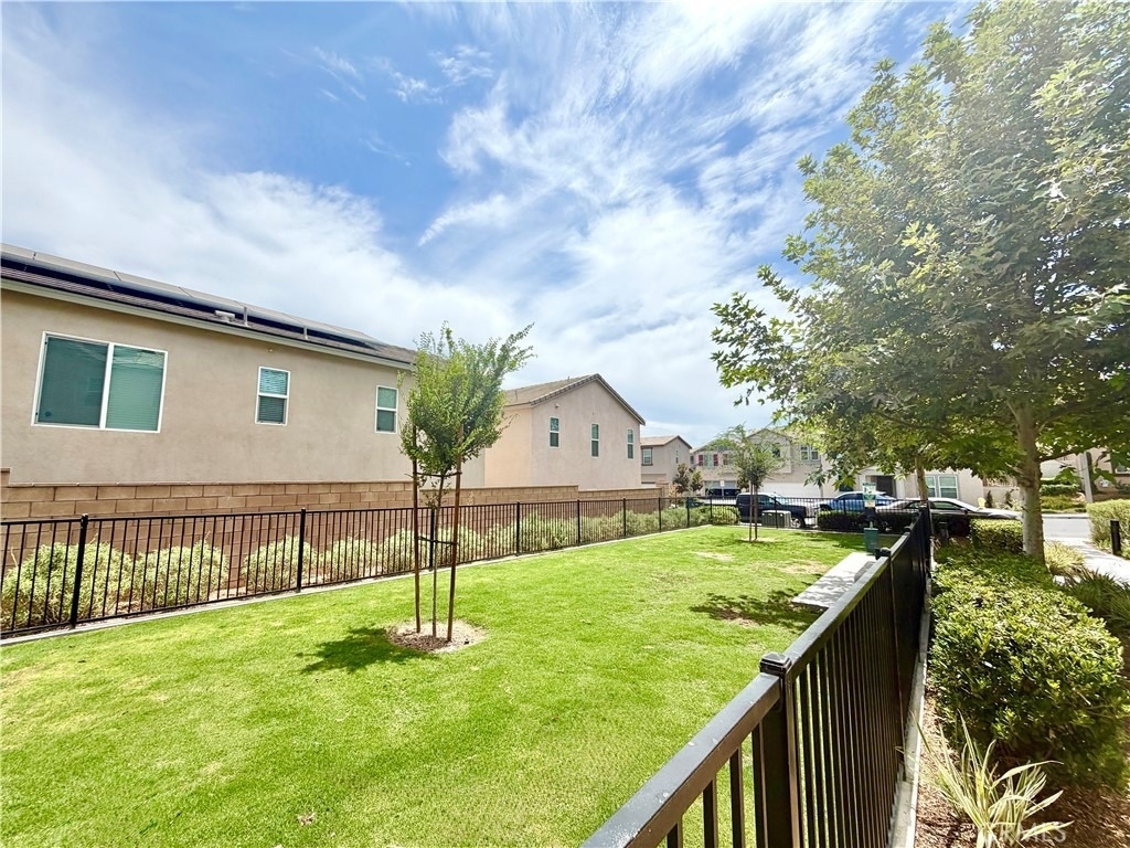 970 Helena Ridge - Photo 32