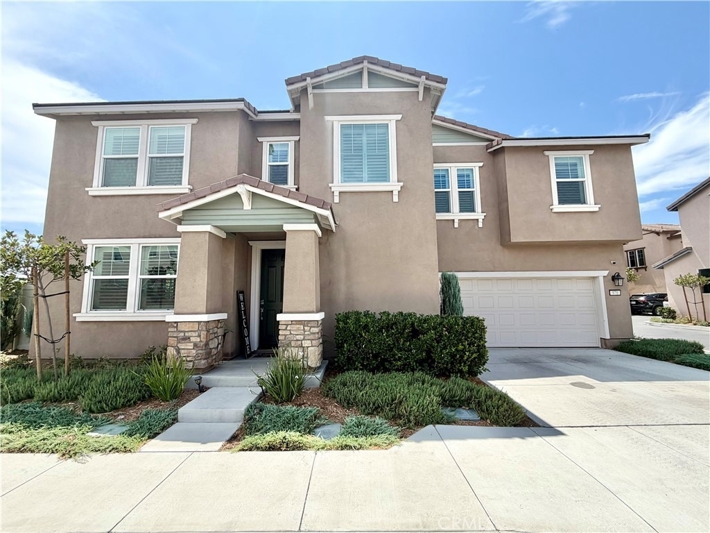 970 Helena Ridge - Photo 0
