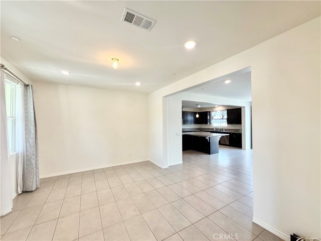 30136 Sutton Court - Photo 7