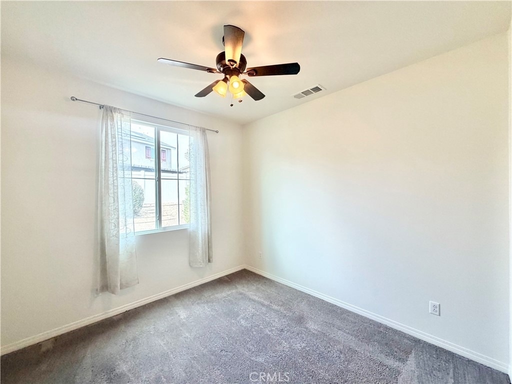 30136 Sutton Court - Photo 15