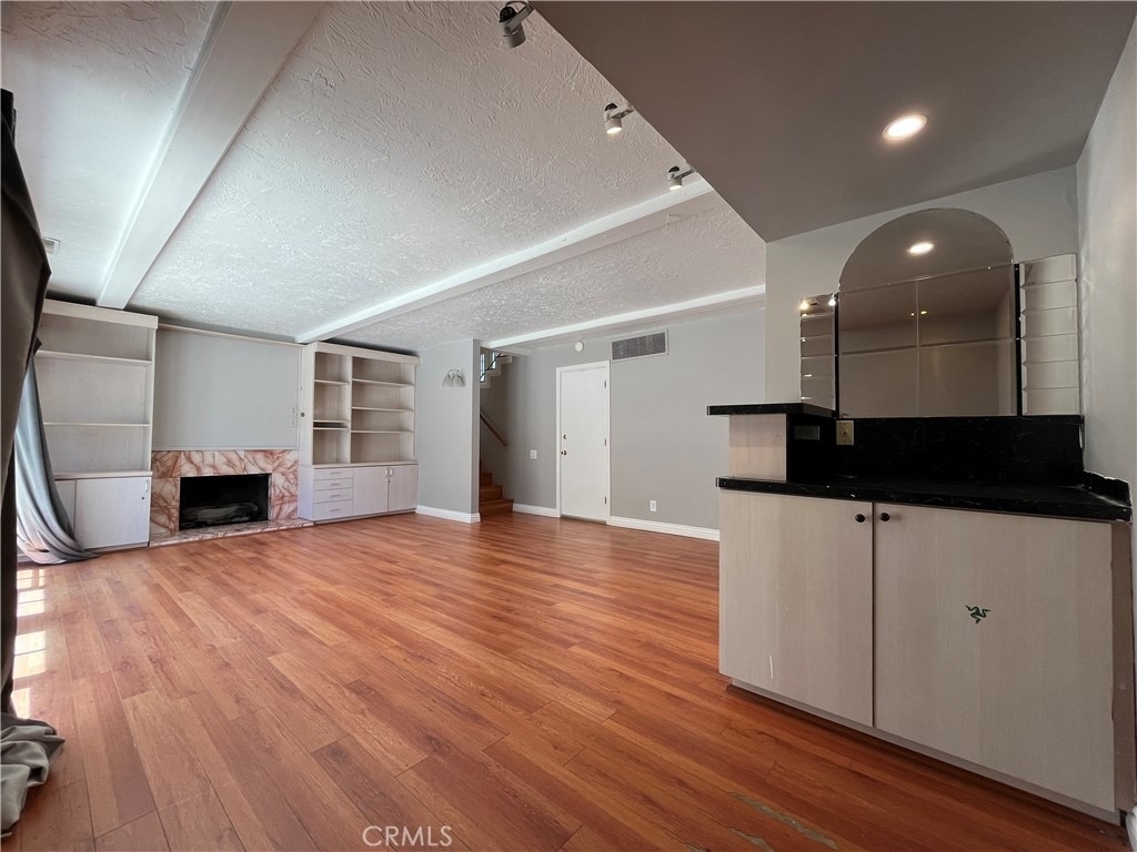 4527 Stark - Photo 14