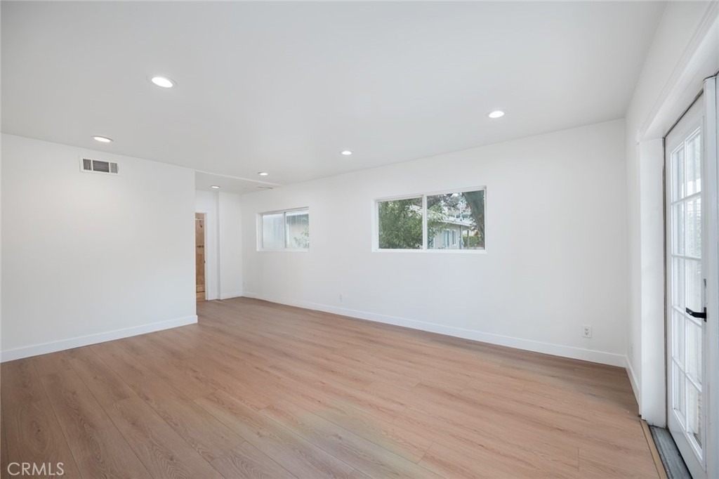 15147 Otsego - Photo 19