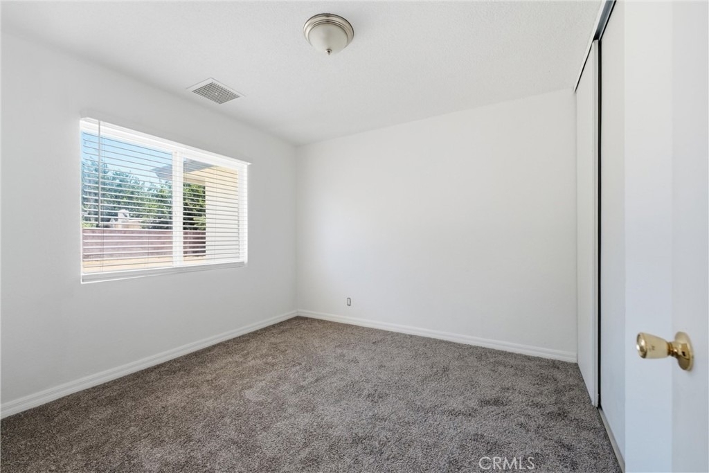 44338 23rd Street W - Photo 11