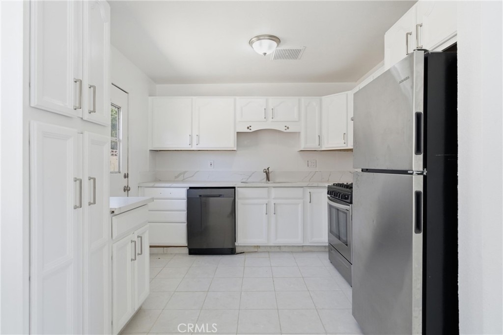 44338 23rd Street W - Photo 6