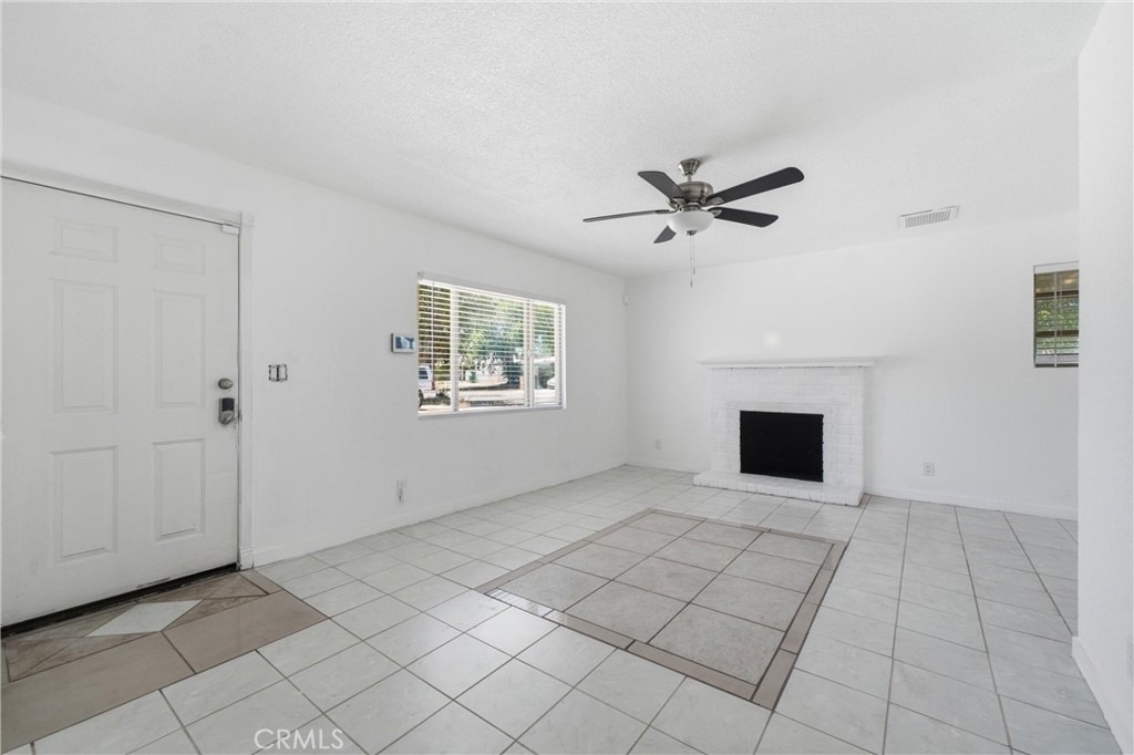 44338 23rd Street W - Photo 2