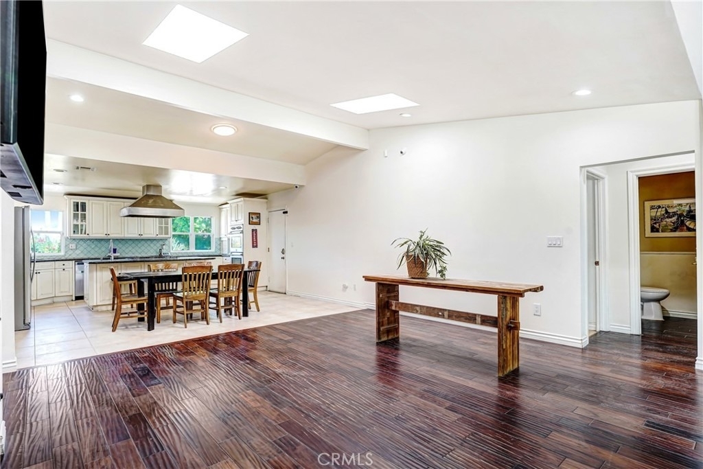 22450 Collins - Photo 23