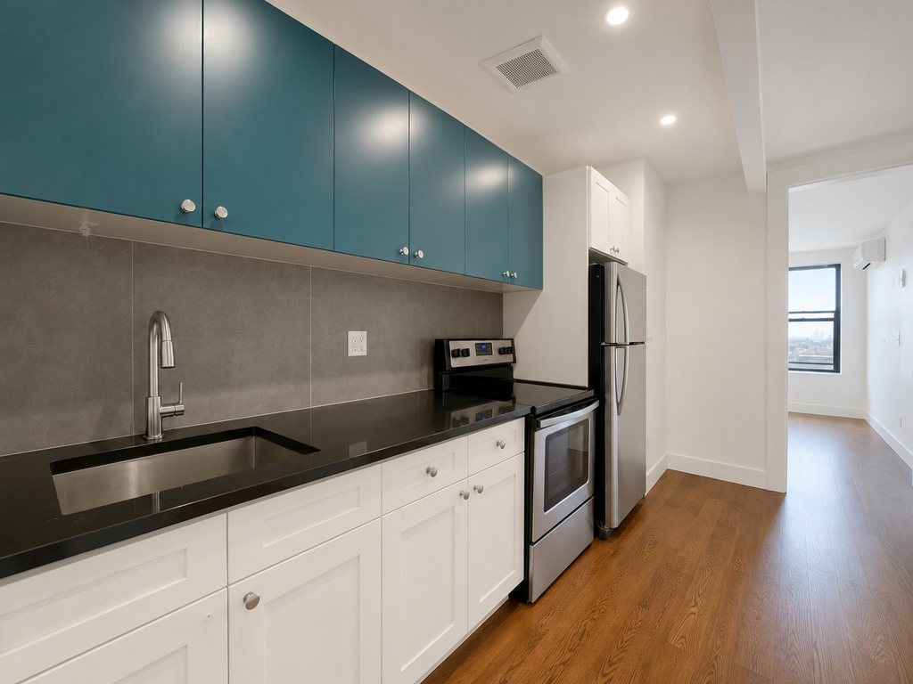 2250 Clarendon Road - Photo 2