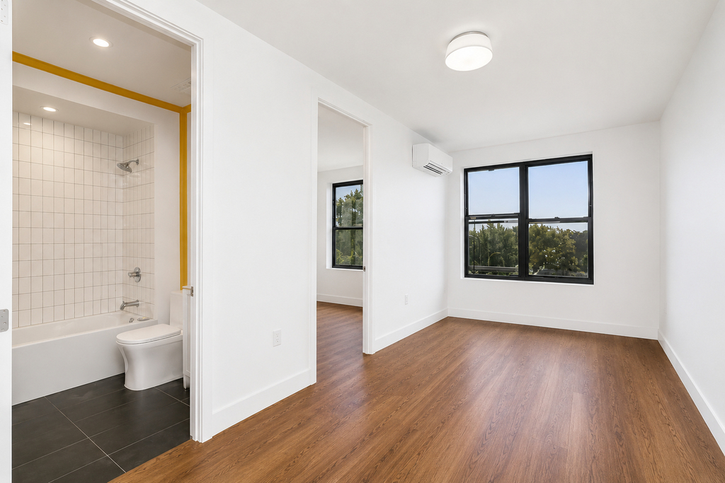 2250 Clarendon Road - Photo 4