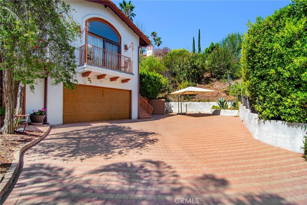18690 Pasadero Drive - Photo 2
