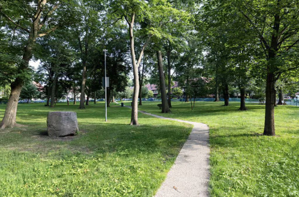 152 Burns Street - Photo 10