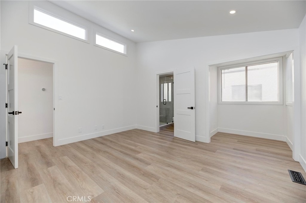 1090 Loma Drive - Photo 23