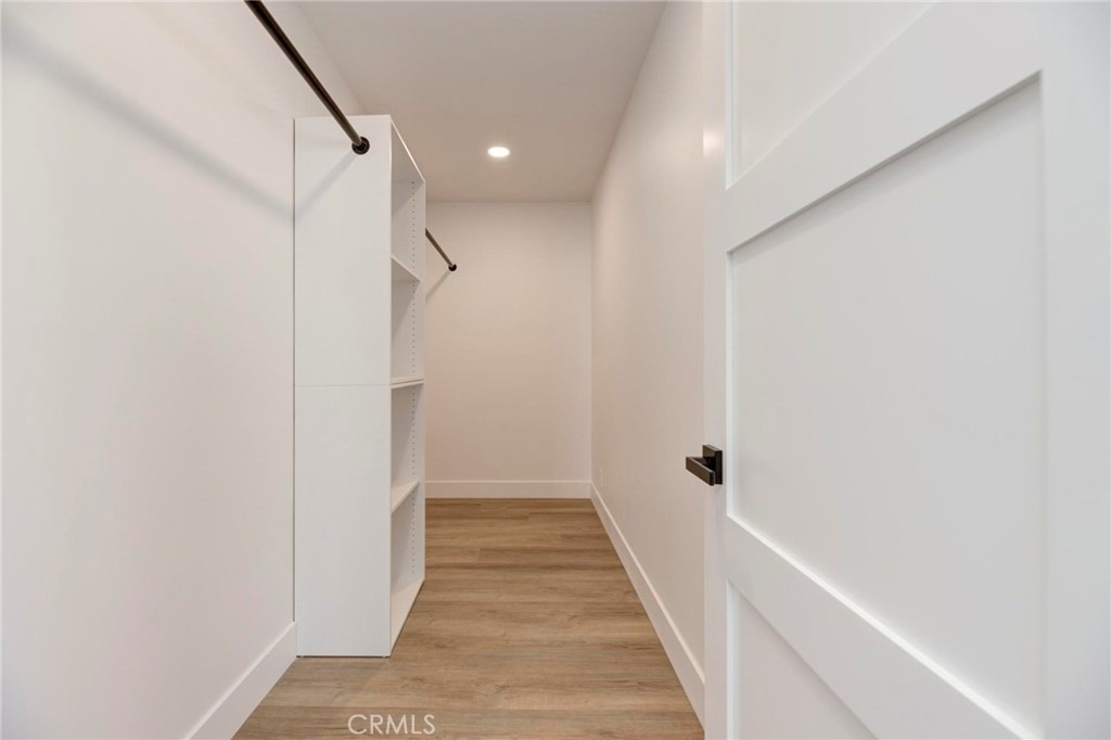 1090 Loma Drive - Photo 21