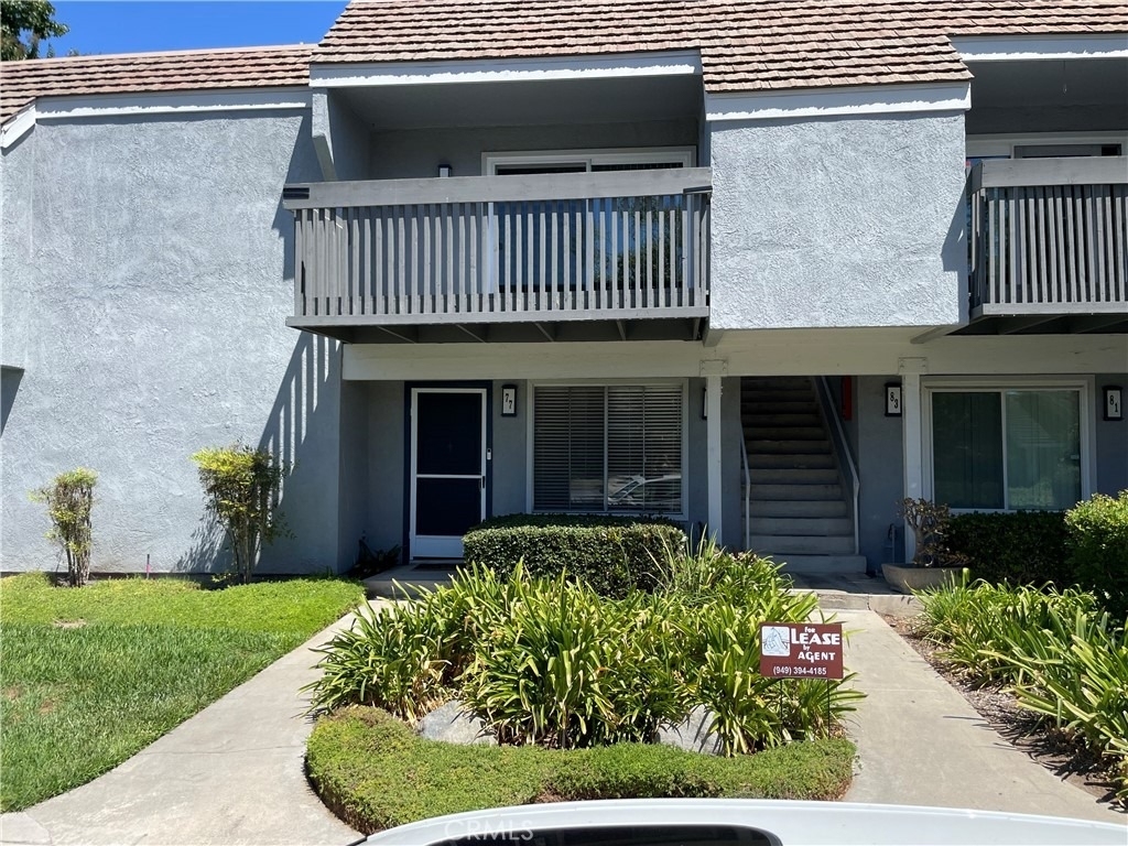 79 Wildwood - Photo 0
