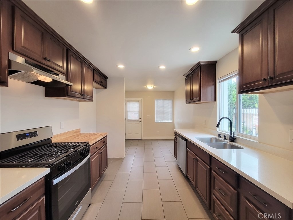 8429 Somerset Blvd. - Photo 8